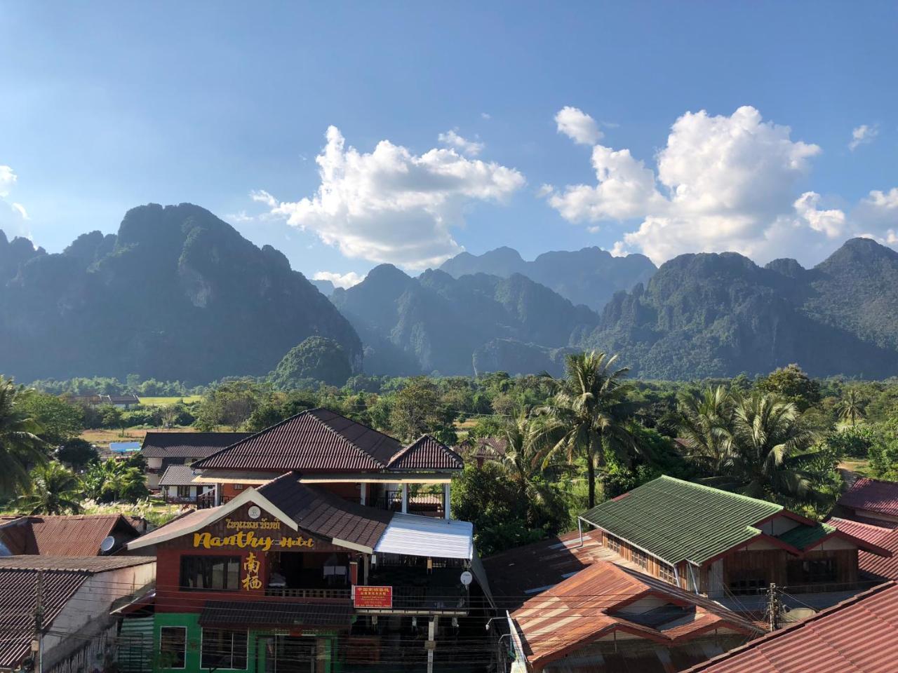 Jasmine Vangvieng Hotel Vang Vieng Zewnętrze zdjęcie
