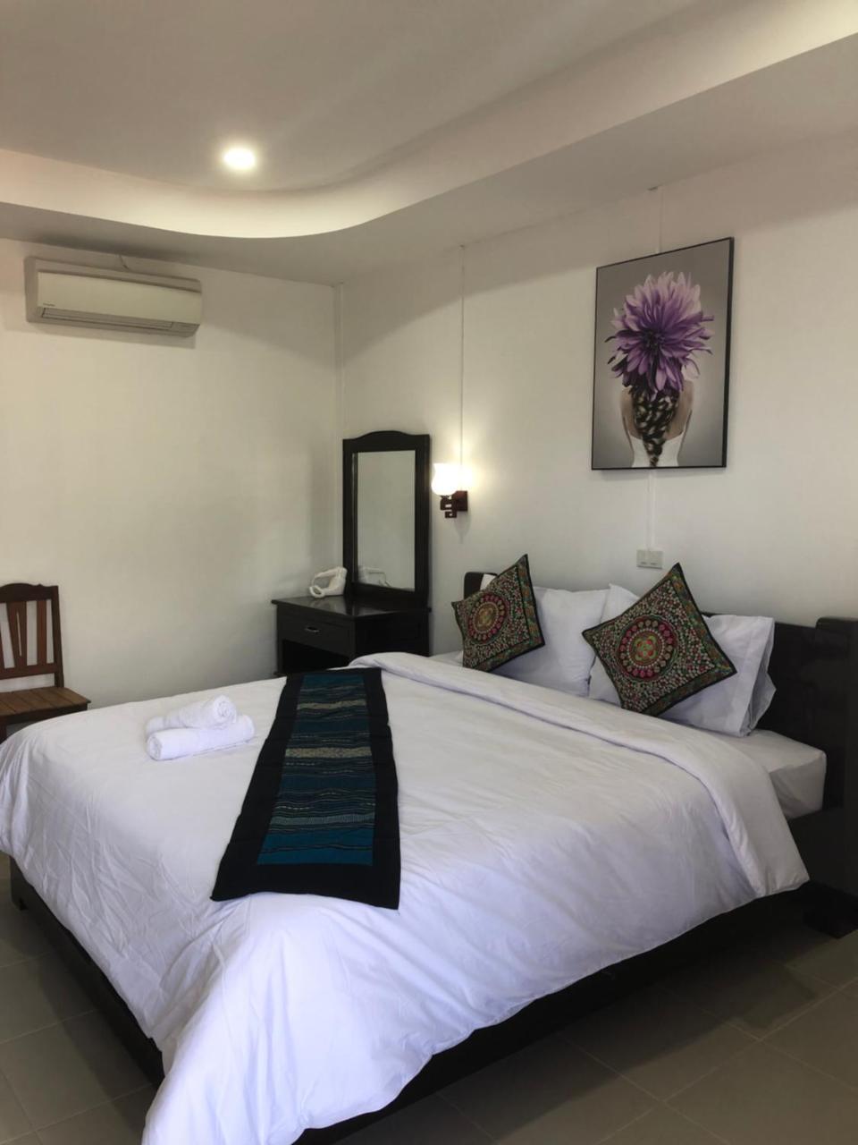 Jasmine Vangvieng Hotel Vang Vieng Zewnętrze zdjęcie