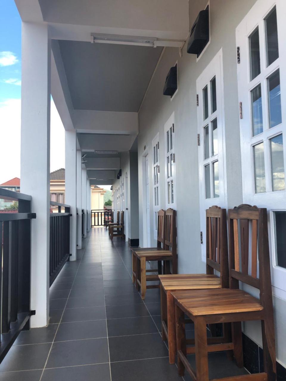 Jasmine Vangvieng Hotel Vang Vieng Zewnętrze zdjęcie