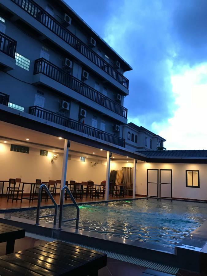 Jasmine Vangvieng Hotel Vang Vieng Zewnętrze zdjęcie